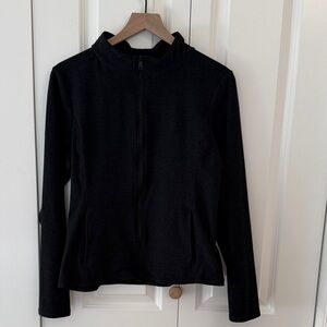 Women’s Beyond Yoga Zip-up crop sweater size xl, black
